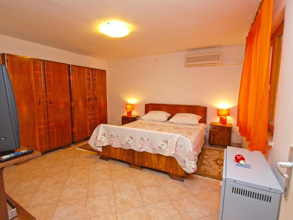 Apartments Ivan 41 プーラ エクステリア 写真